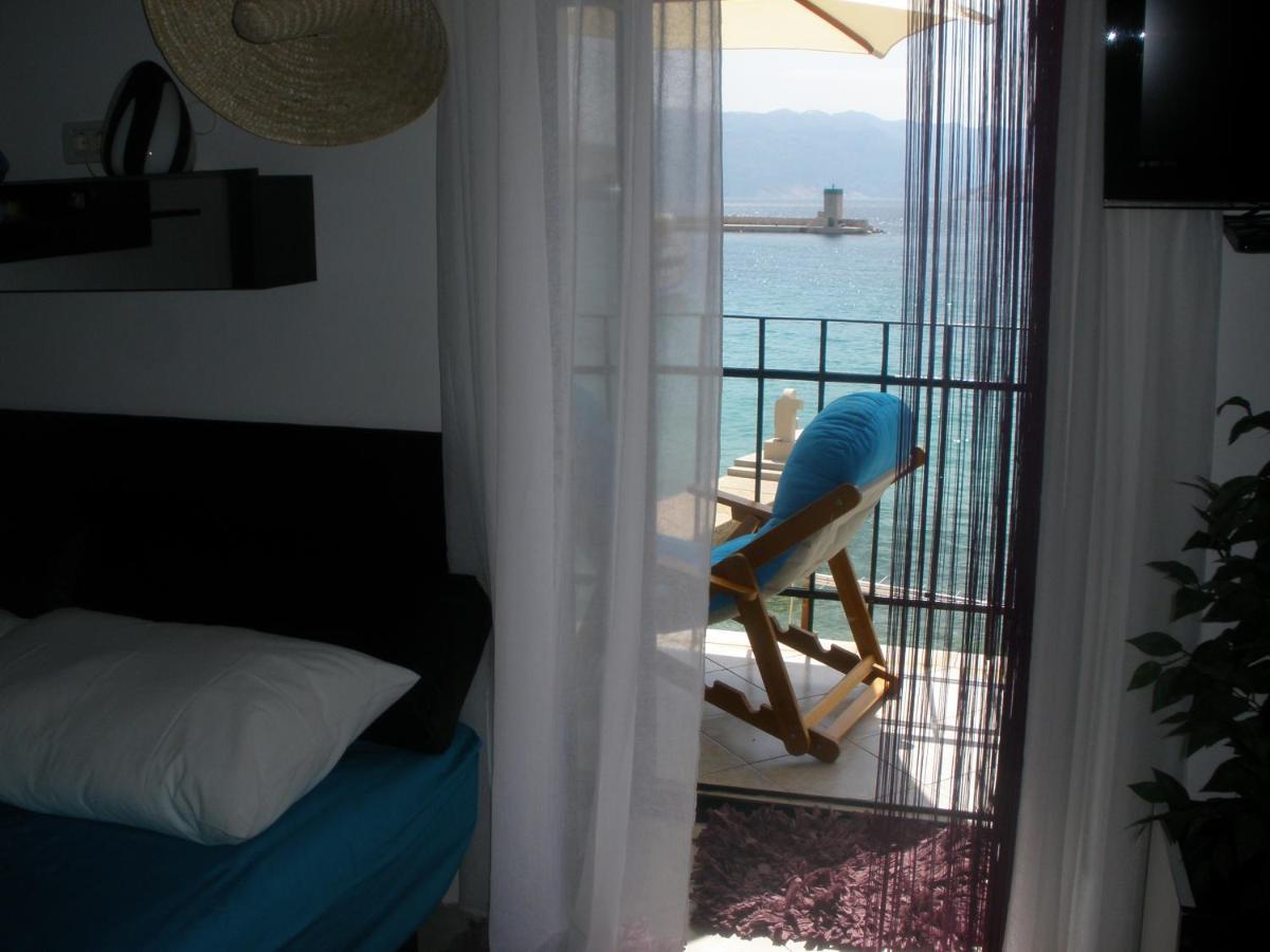 Baska Apartment-Studio Fiorino Exterior photo